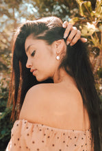 Load image into Gallery viewer, Diana Pearl Huggie Earrings