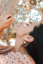 Load image into Gallery viewer, Diana Pearl Huggie Earrings