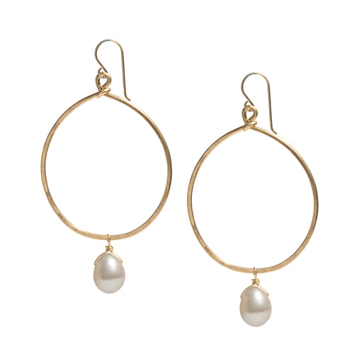 Classic Pearl Earrings