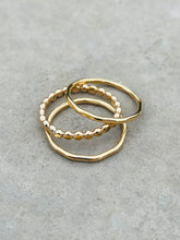 Load image into Gallery viewer, Flat Beaded 14k gold-filled ring set